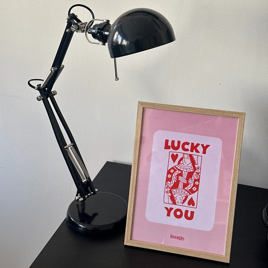 Lucky Me - Queen - Studio Framed Art 21x30 cm