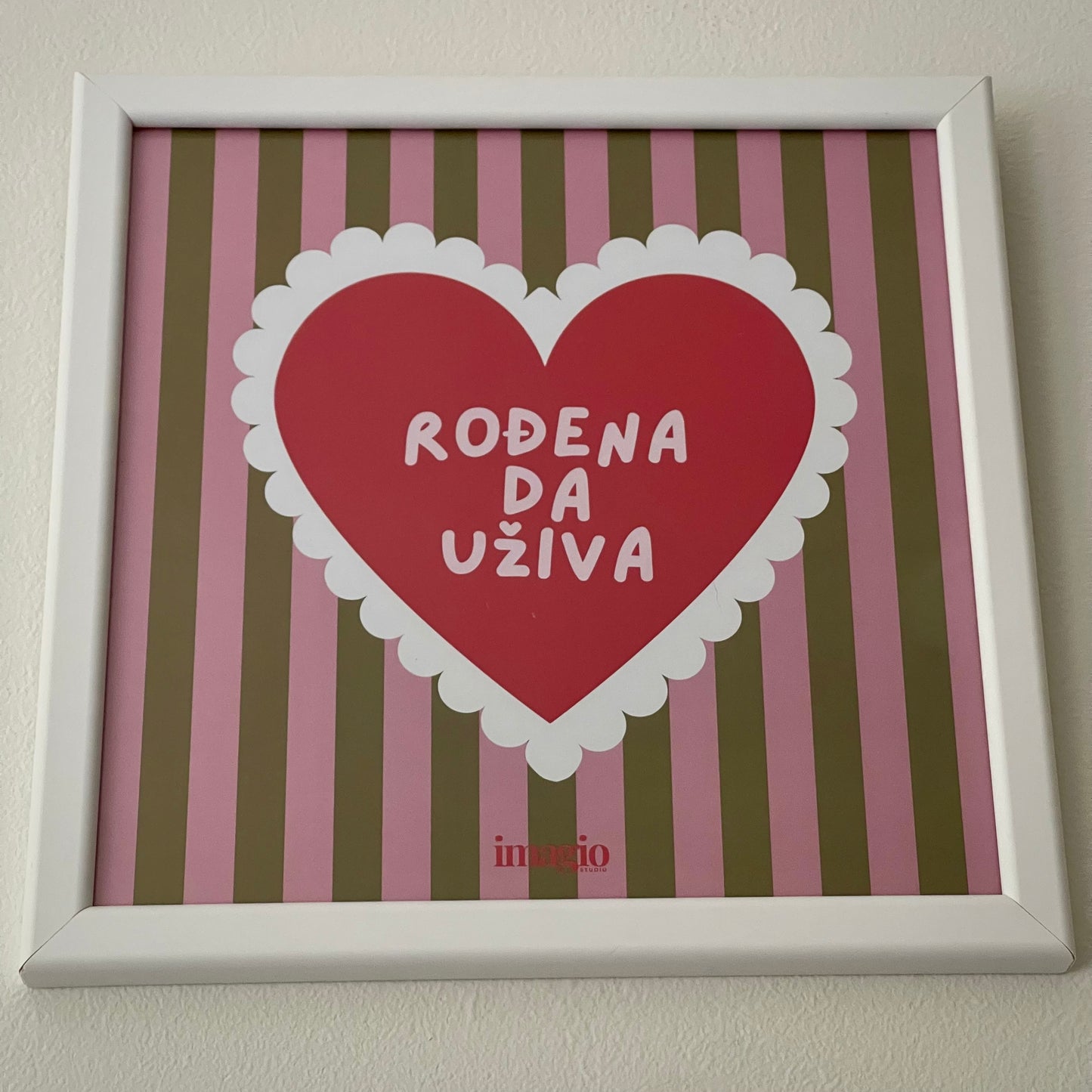 NOVO: Minijatura - Rođena da uživa - Beli ram