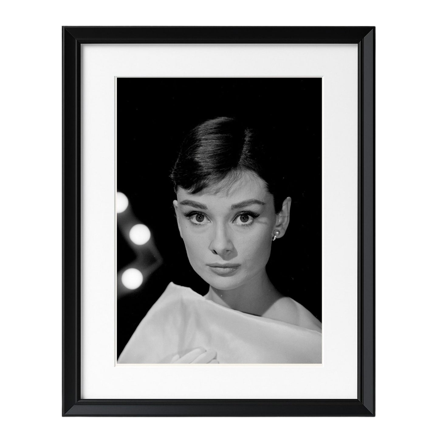Audrey Hepburn (1956) - Framed Art - Multiframe