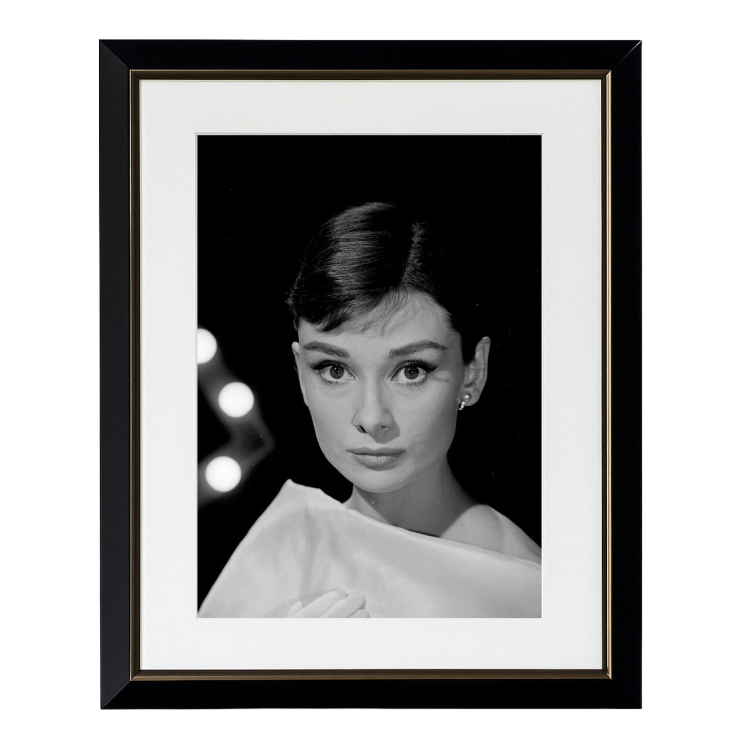 Audrey Hepburn (1956) - Framed Art - Multiframe