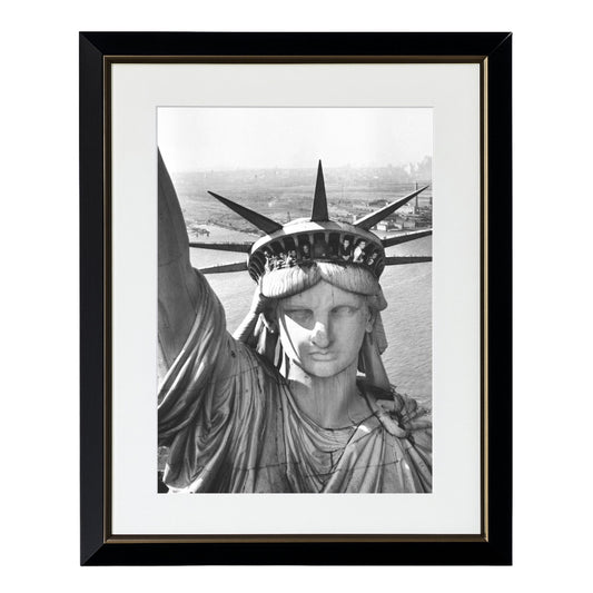 Liberty’s Crown (1952) - Framed Art - Multiframe