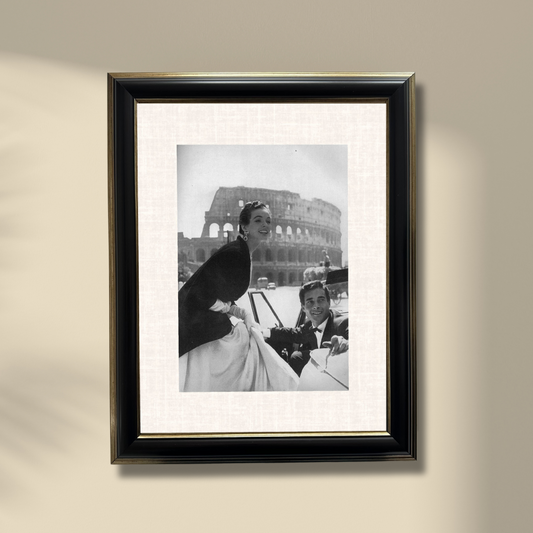 Timeless Romance –  Couple at the Colosseum, Framed Art 37.5x47.5 cm